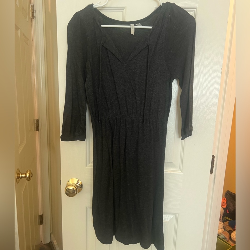 Old Navy small gray dress